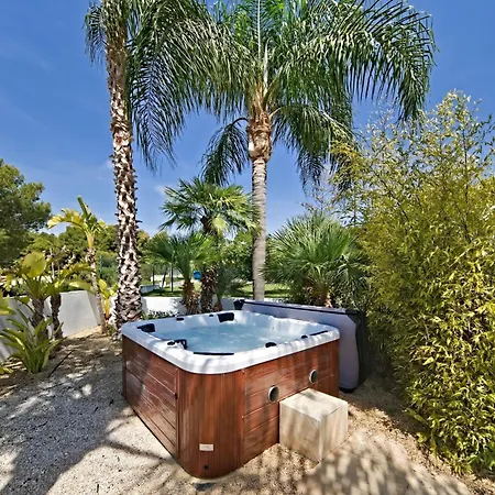 Fustera Villa *